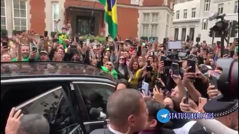 Multitud aclama a Jair Bolsonaro en Brasil