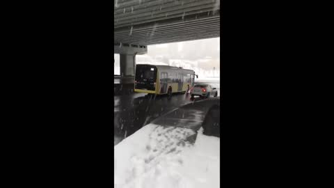 Bus loses control on snowy road in Istanbul, hits several cars #Shorts