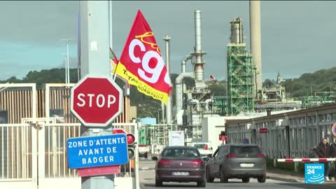 Strikes at French oil refineries and storage sites to continue • FRANCE 24 English