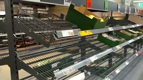 Holland Grocery store shelves empty as Dutch Farmers Protest Continues (July 5, 2022)