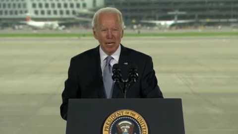 President Biden attends DNC fundraiser at the "Portland Yacht Club"