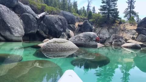 Kayaking in the Beautiful Waters of Lake Tahoe