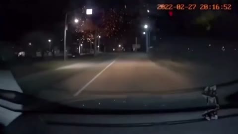 Ukrainian driver almost hit by Russian rocket while driving