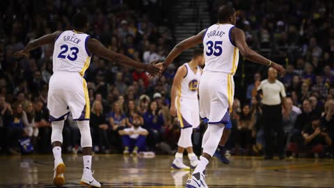 Steph Curry Drains INSANE Lay-up Off Kevin Durant Block, DeMarcus Cousins Throw Tantrum on Sideline