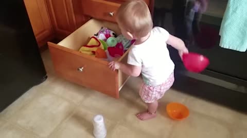 Try Not to laugh with this adorable babies.