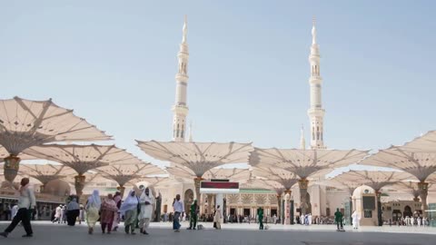 Beautiful Scene of Azaan in Masjid Nabawi of Saudi Arabia