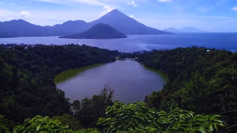 drone-shot-of-tropical-island