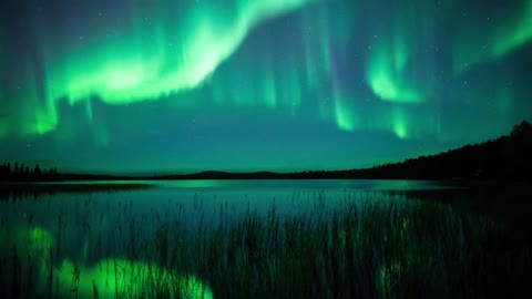 Aurora borealis timelapse - polar reflections autumn