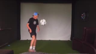 Juggle smooth kick