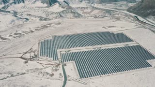 Drone captured amazing footage of world biggest solar panel setup