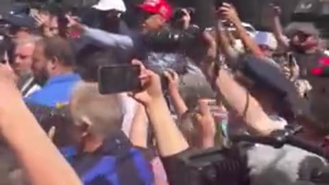 DeNiro Gets In Shouting War with Man Wearing MAGA Hat