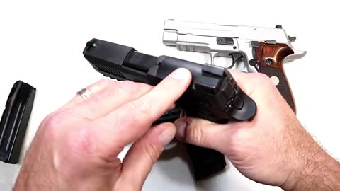 THE Sig Sauer VS Ruger "Handgun Showdown" !!!!