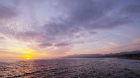 Peaceful-sunset-on-California-beach