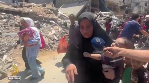 Eight people were killed as Palestinians were ordered to evacuate Shujaiya