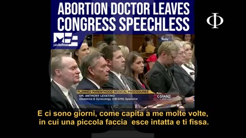 Medico abortista lascia il Congresso senza parole