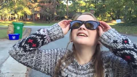 Olivia Reacts, colorblind people see color for the first time