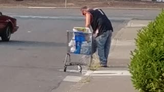 Man Uses His Food Stamps to Buy the Water, Just to Do This