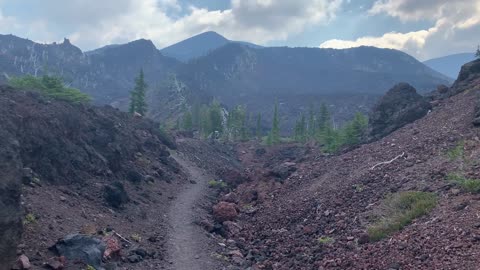Central Oregon - Three Sisters Wilderness - Spectacular Volcanic Scenery