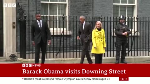 Former US president Obama arrives at Downing Street for private meeting _ BBC News