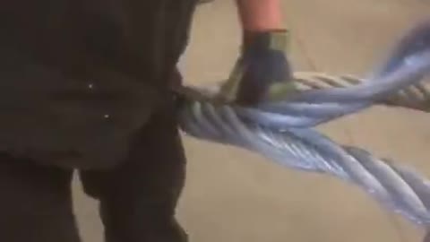 How a wire rope noose is made