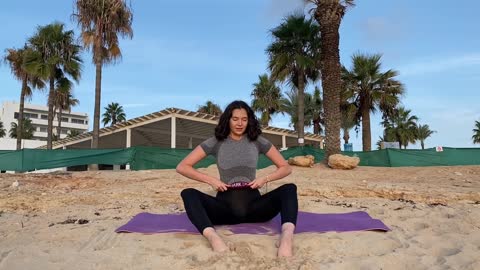 Full Body | Flexibility & Relaxing Stretching | Beach Yoga by