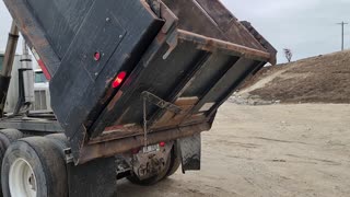 1996 International 8100 6X4 Dump truck Bed up