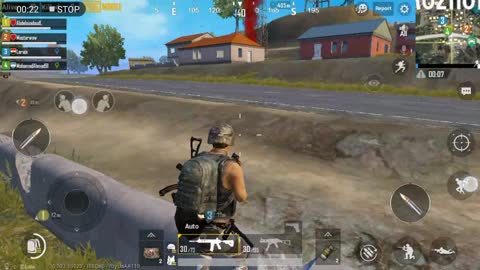 Pubg Mobile Game Running Over To The Drop Items Then Died OMG