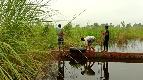 Natural Village Life In India UP || Uttar Pradesh Rural Life In India || Life Of The Poor In india