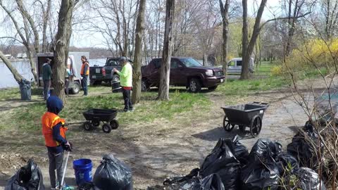 2022 Cri Text - Lowell Litter Krewe - Coalition for a Better Acre - Earth Day Community Cleaning