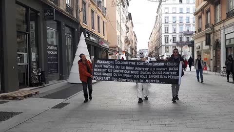 Les Masques BLancs Lyon Action Esclavage le 27 Novembre