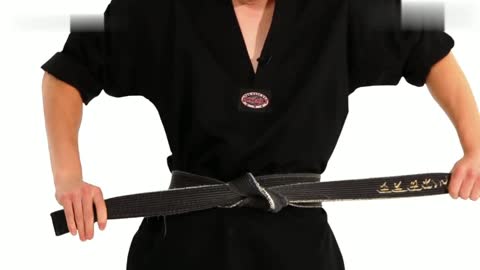 03-How to Tie a Taekwondo Belt - Taekwondo Training