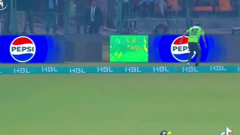 Quetta gladiators vs lahore qalandar khwaja nafay batting