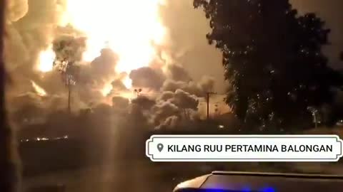 Indinesian refinery on fire