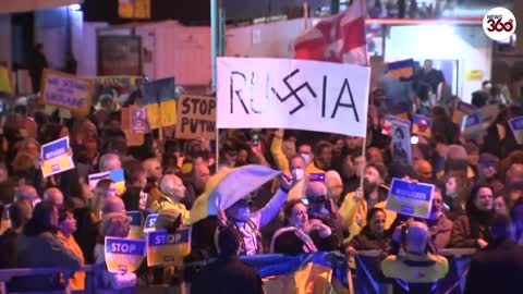 Hundreds gather in Tel Aviv to protest Russian action in Ukraine