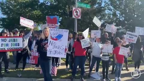 USA Texas Southwest Airlines employees “ My body my choice!” #freedom