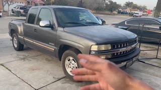 How to replace Ac cabin air filter for 09 to 06 Chevrolet Silverado 1500 _Gmc Sierra less Than 5 Min