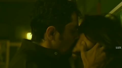 Hot kissing scene