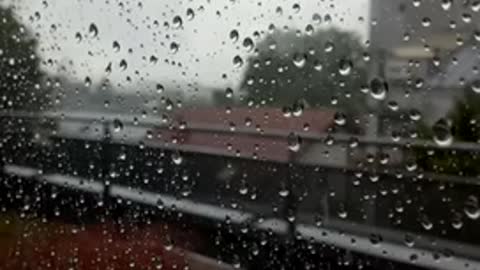 Raining on the windows vertical