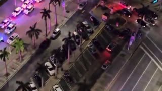 Police Response to Alien Encounter at Miami's Bayside Mall