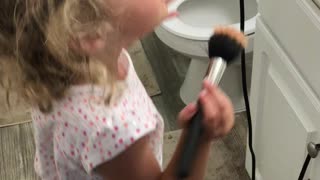 4 yr old having makeup time with mommy
