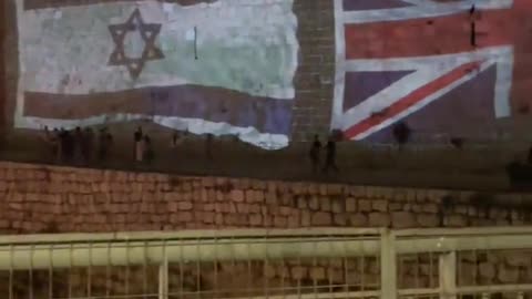 Jerusalem City Walls Light Up in Memory of Queen Elizabeth II