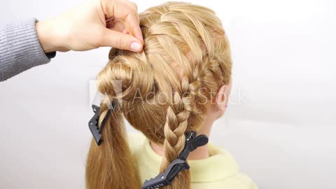 How To Master a Perfect French Braid