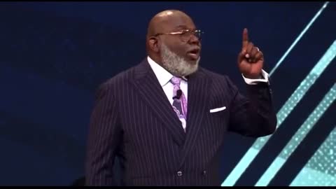 Pastor TD Jakes" blasts Women Forcing Men to Pay Child Support " The Government doesn't help you