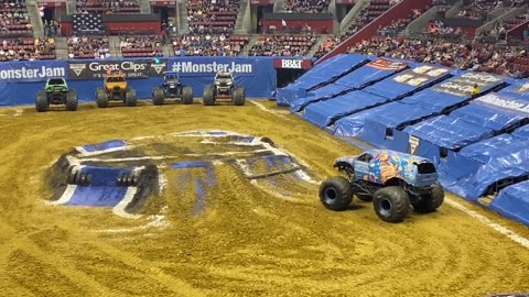 Monster Jam - Intros, Timed Racing, and Two Wheel Skills Sunrise