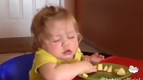 baby sleepy eating