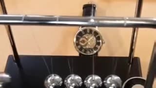 Newtons Cradle Balance Balls