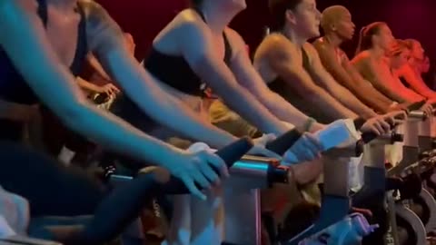 This spinning bike has a good atmosphere for fitness