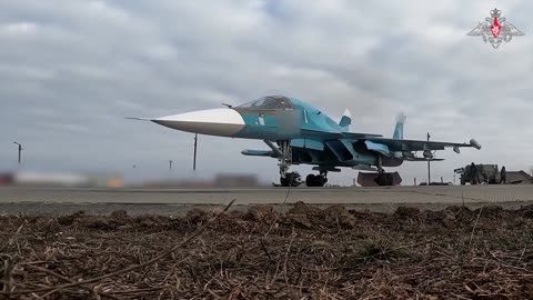 Su-34s destroyed an enemy command post in the Ugledarsk direction.