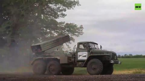 Ukraine War - Russian MLRS rain fire from shells on the enemy