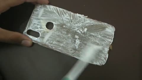 how to clean mobile phone case